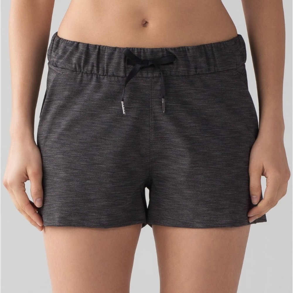 Lululemon On the Fly Short